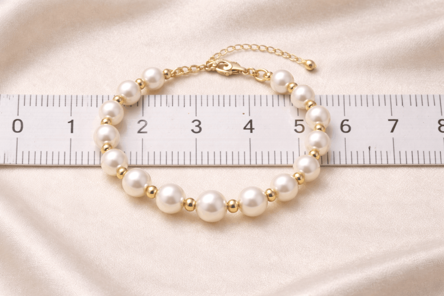 pearlsonly-blog-106-image-8-pearl - Escolhendo o tamanho correto das pulseiras de ouro com pérolas - Joias de Pérolas - pearlsonly