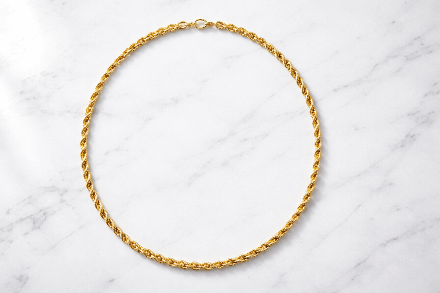 Colar de ouro amarelo para mulheres