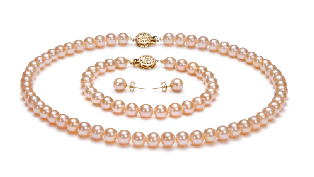 View Conjunto de pérolas rosa de água doce collection